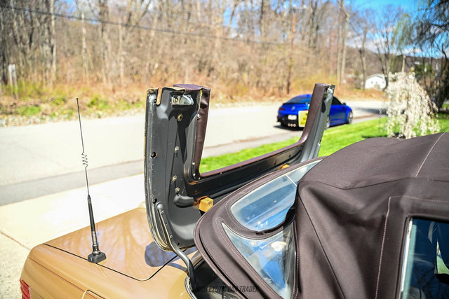 Used 1988 Mercedes-Benz 560 SL image 64