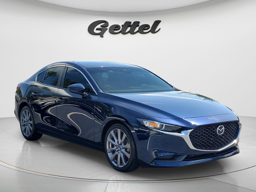 Used 2021 MAZDA MAZDA3 s FWD image 3