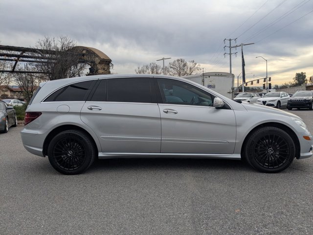 Used 2010 Mercedes-Benz R 350 4MATIC image 3