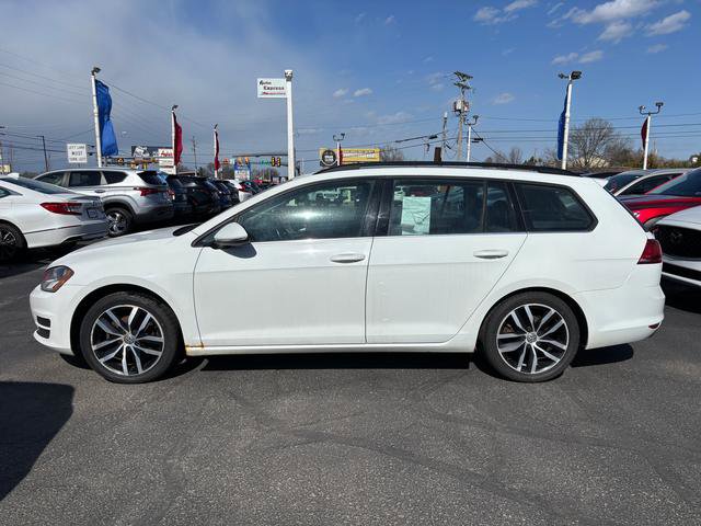 Used 2016 Volkswagen Golf 4dr Auto TSI image 4