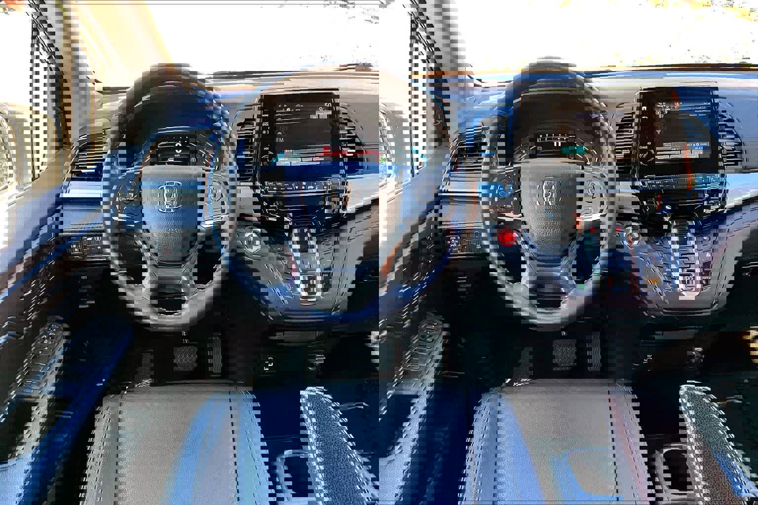 Used 2023 Honda Odyssey EX-L image 5