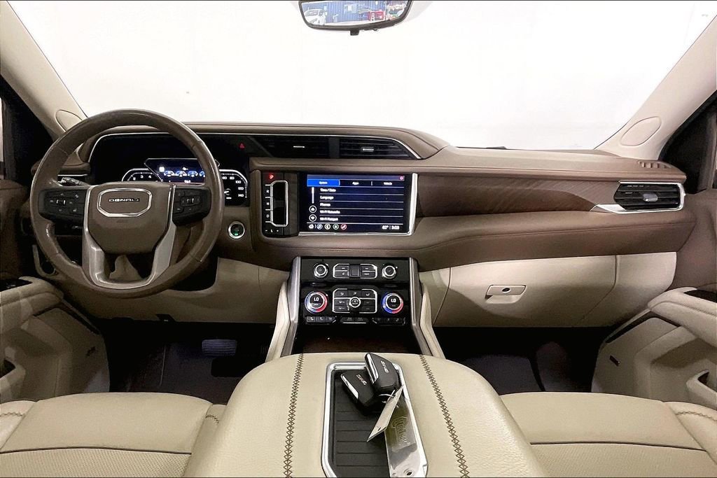 Used 2021 GMC Yukon Denali w/ Denali Ultimate Package image 21