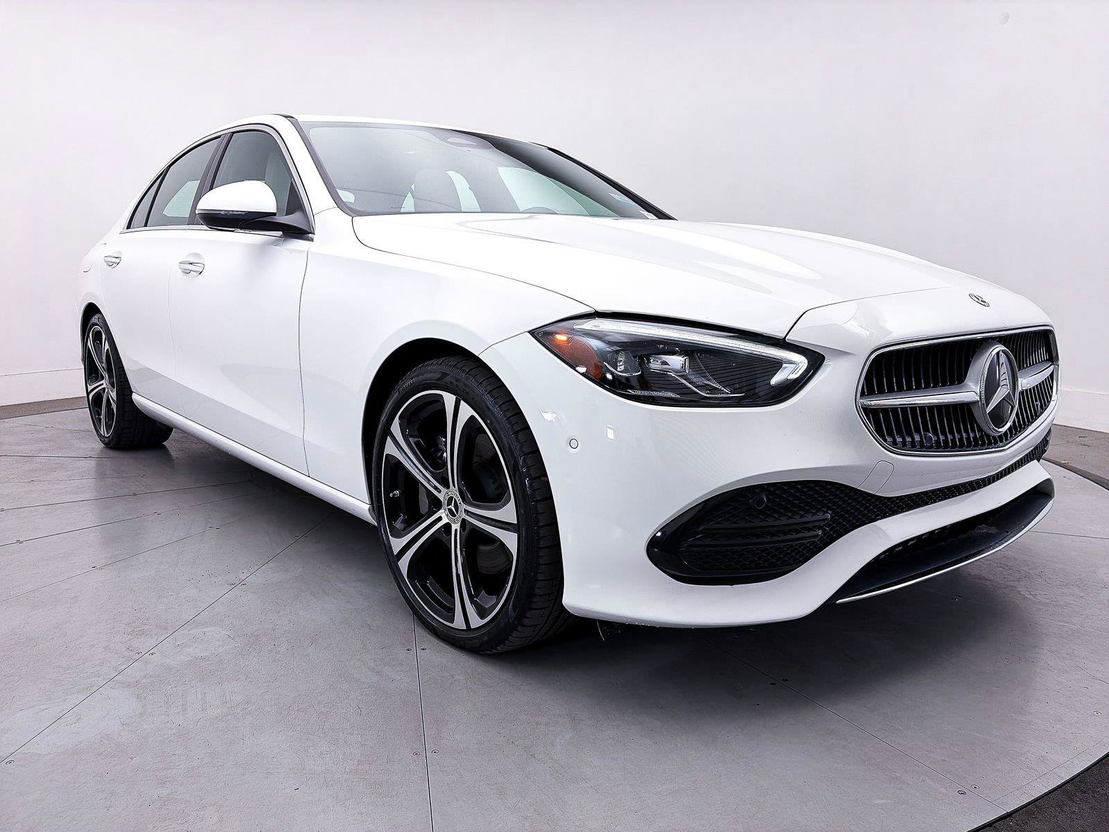 Used 2024 Mercedes-Benz C 300 Sedan image 12