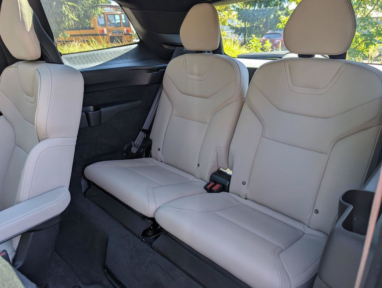 Used 2025 Volvo EX90 Ultra AWD/4WD image 12