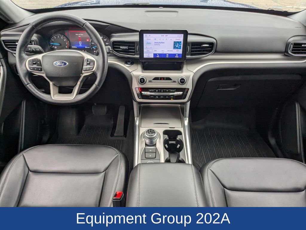Certified 2023 Ford Explorer XLT w/ Equipment Group 202A image 19