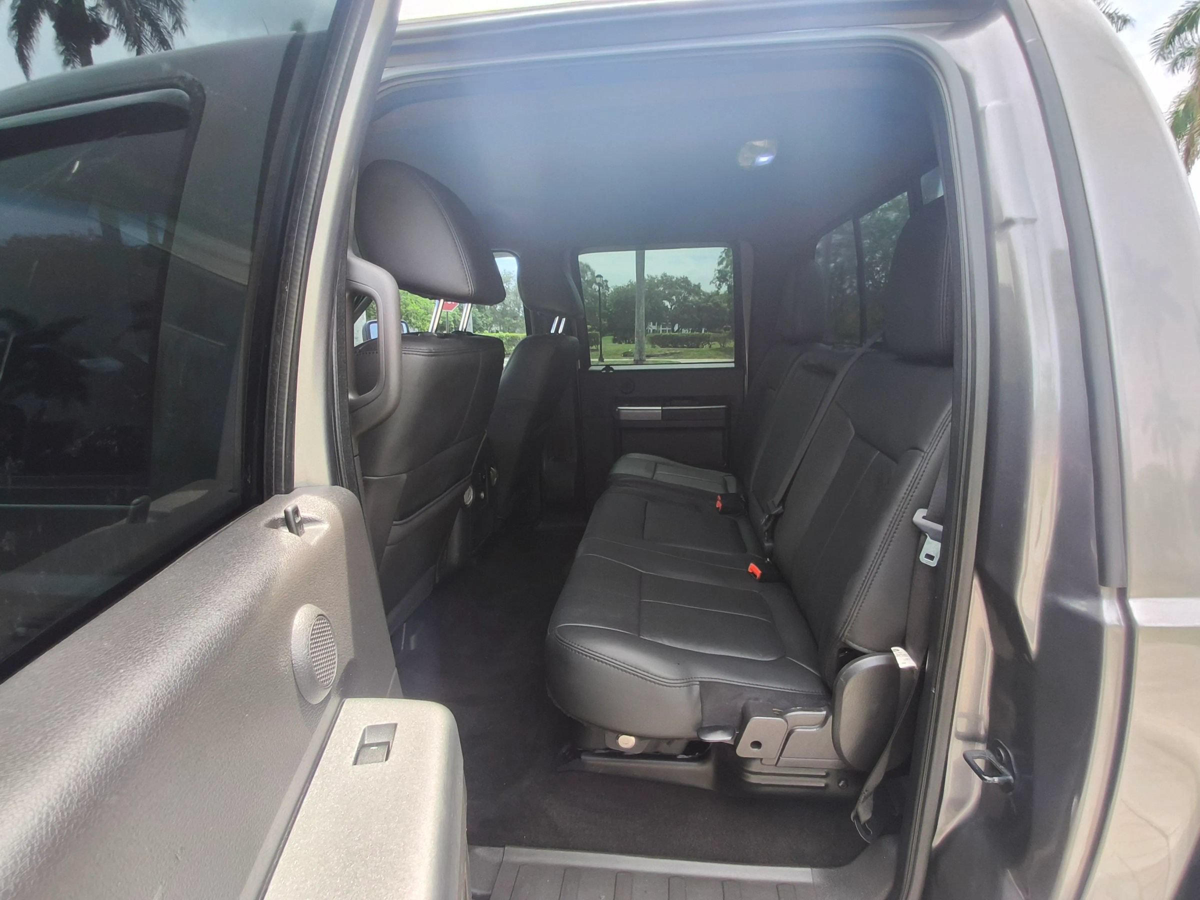 Used 2011 Ford F250 Lariat w/ Lariat Interior Pkg RWD image 26