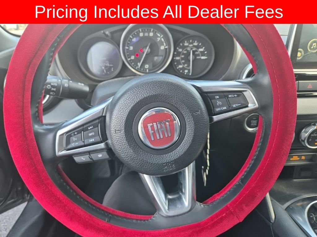 Used 2018 FIAT 124 Spider Lusso w/ Navigation & Sound Group RWD image 8
