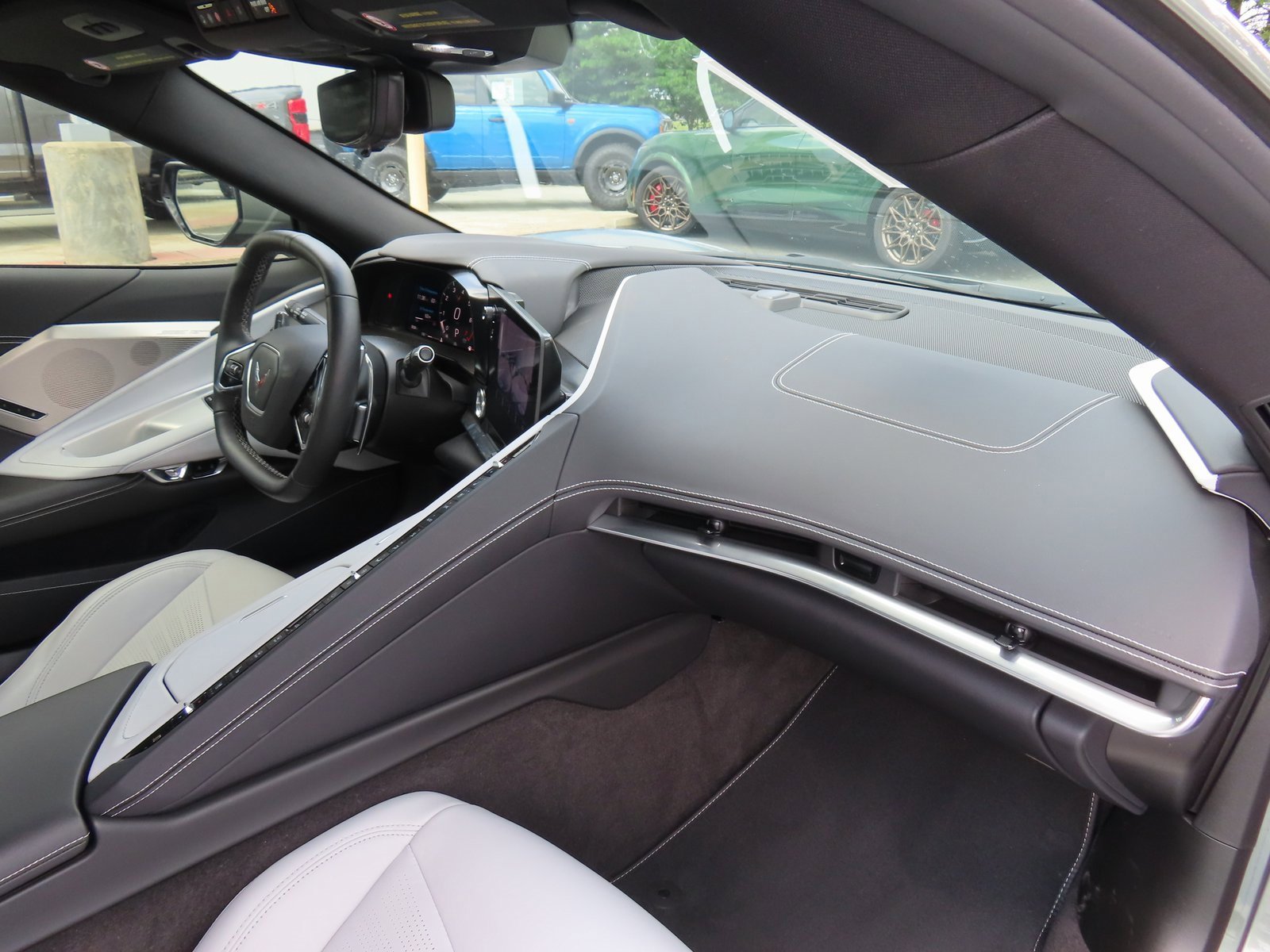 Used 2022 Chevrolet Corvette Stingray Preferred Cpe w/ 2LT image 39