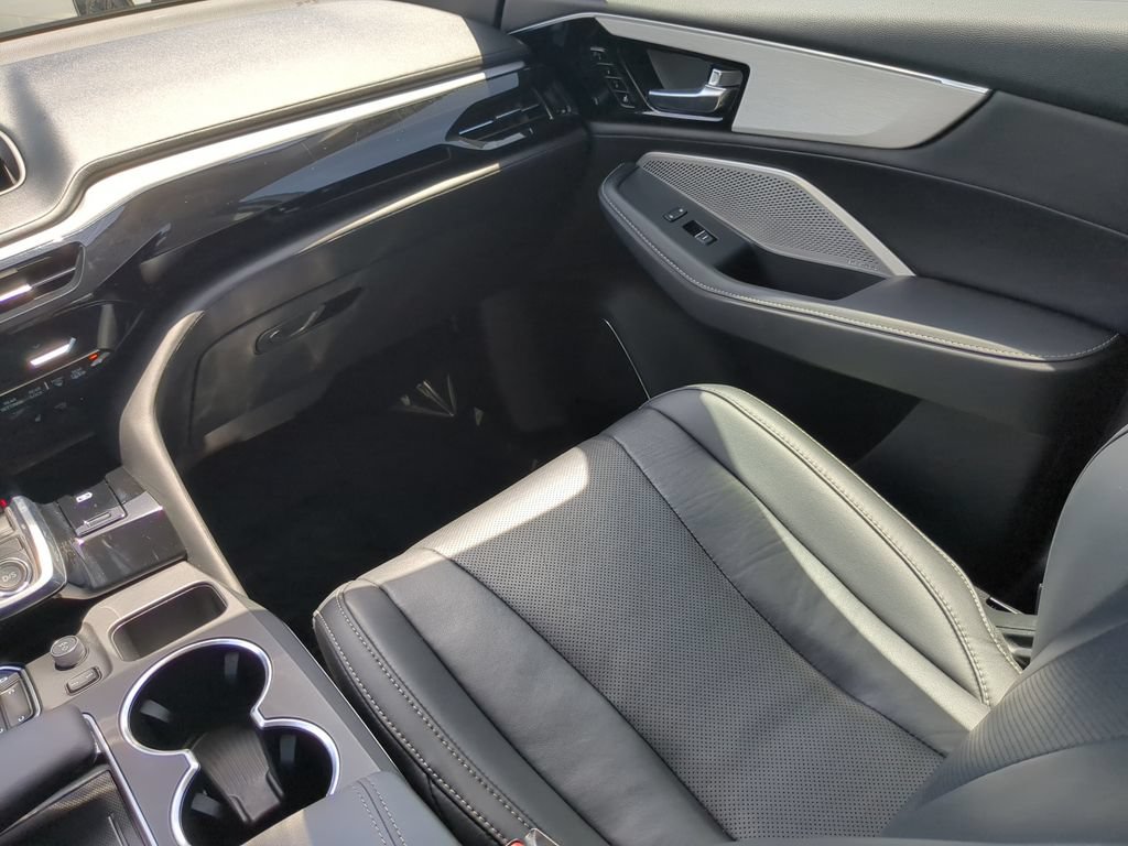 Used 2024 Acura MDX w/ Technology Package FWD image 15