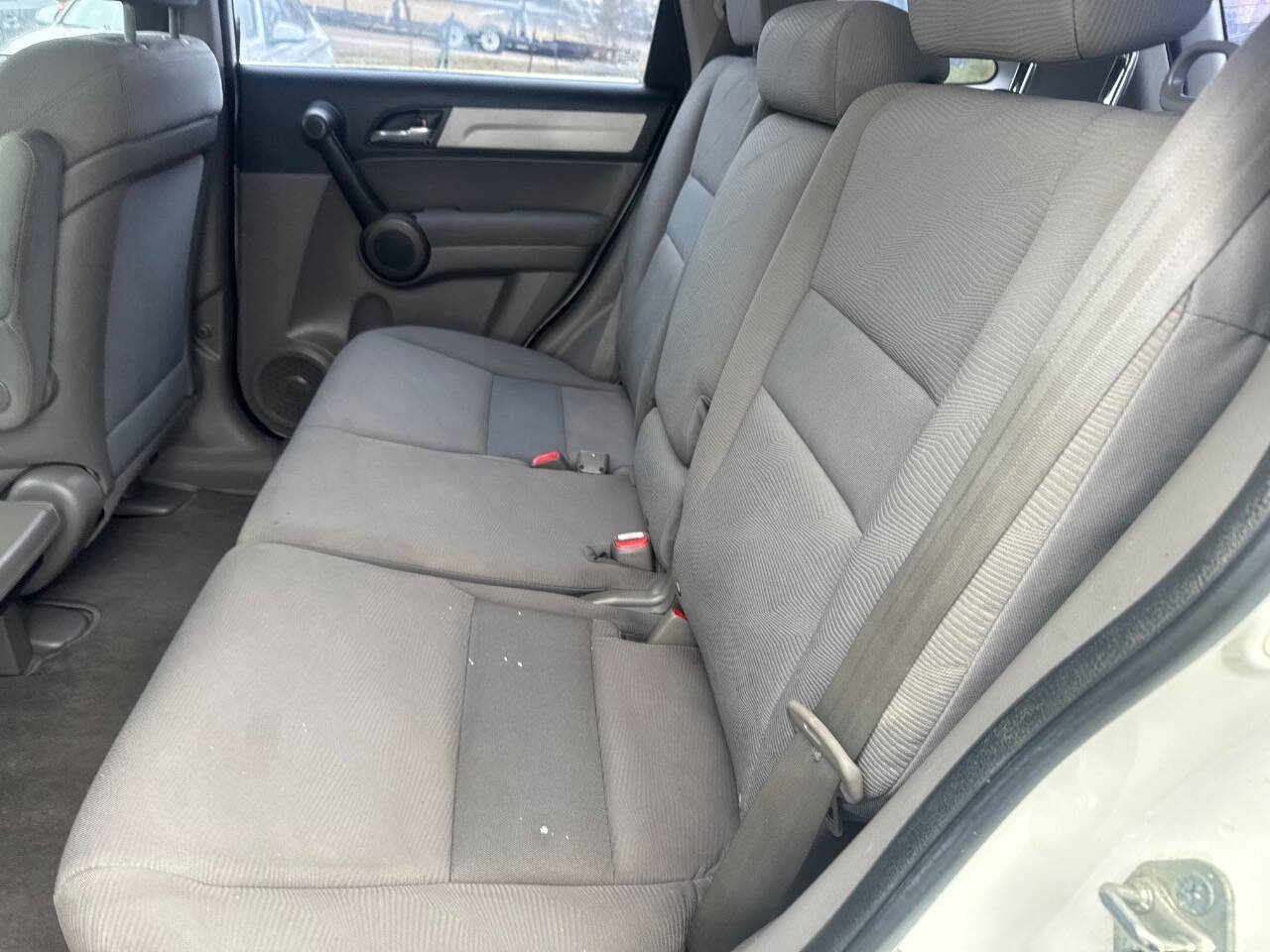 Used 2011 Honda CR-V LX image 15