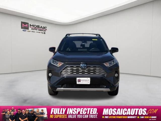 Used 2019 Toyota RAV4 XSE w/ XSE Weather Package AWD/4WD image 2