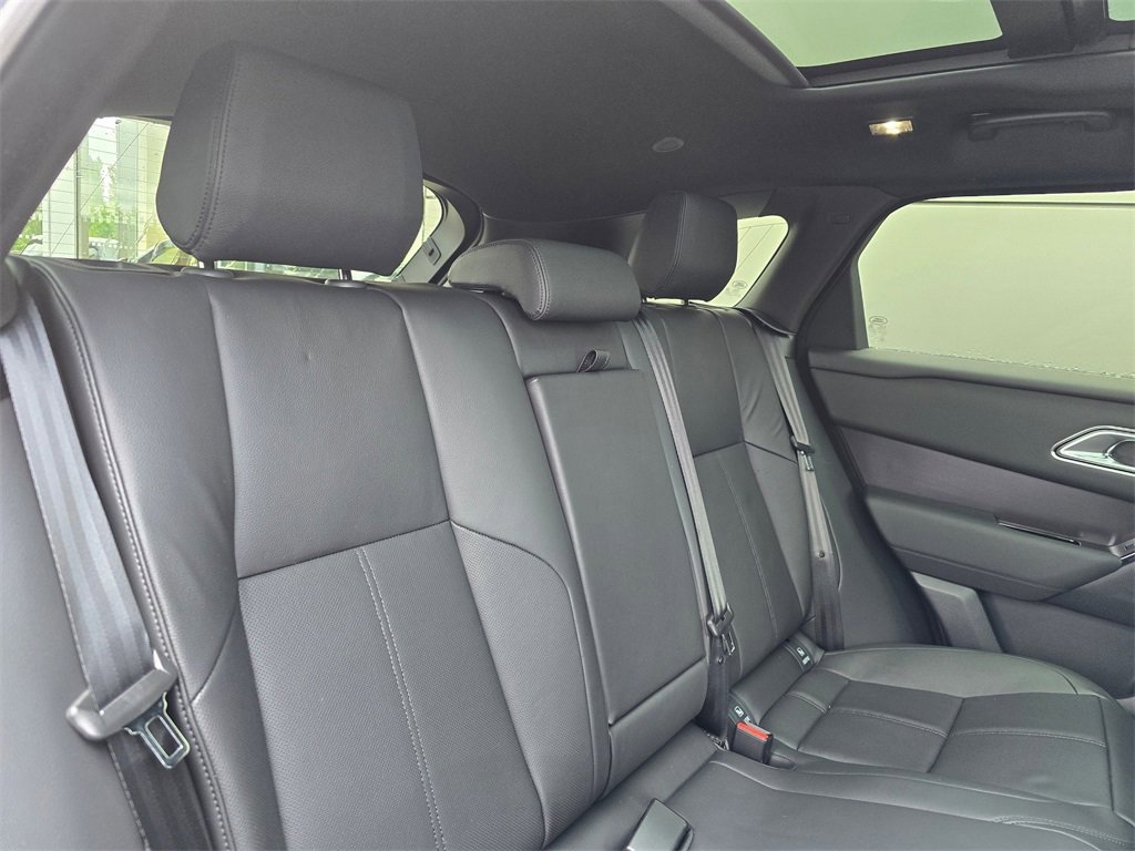 New 2026 Land Rover Range Rover Velar Dynamic SE image 30