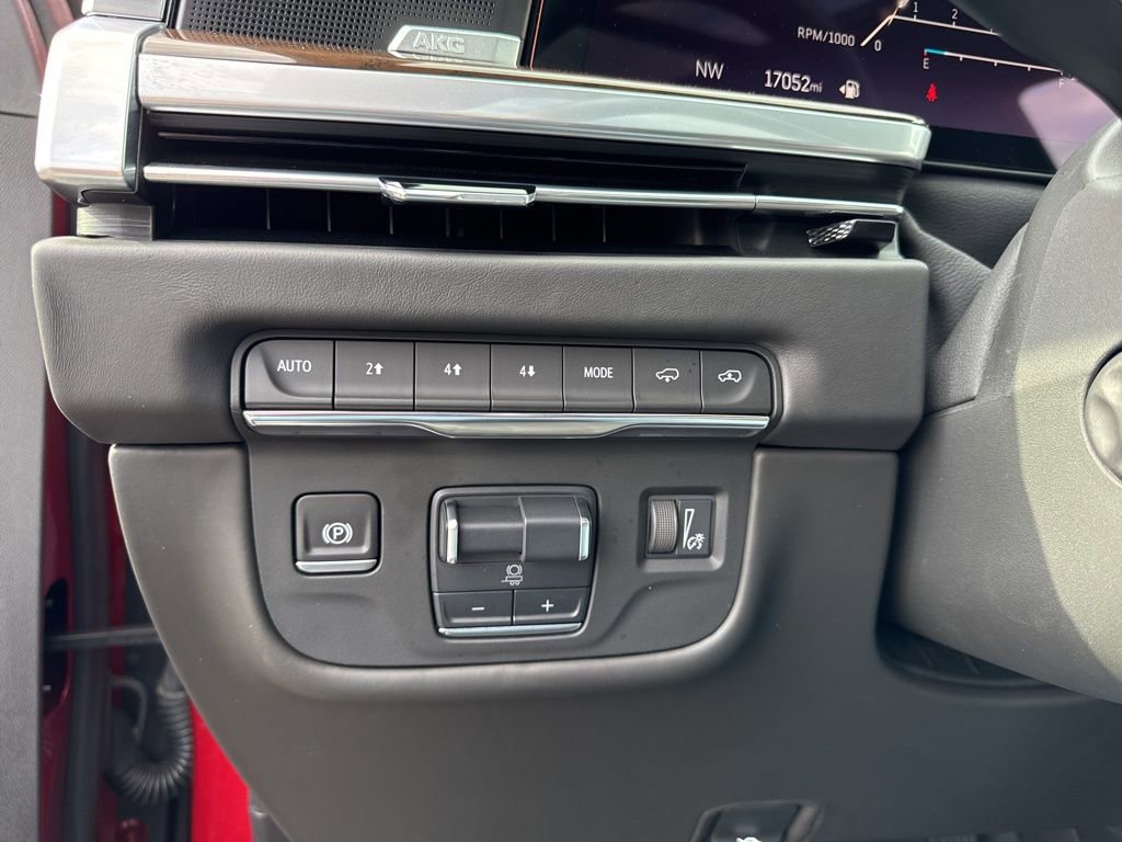 Used 2025 Cadillac Escalade ESV Sport Platinum w/ LPO, Floor Liner Package image 28