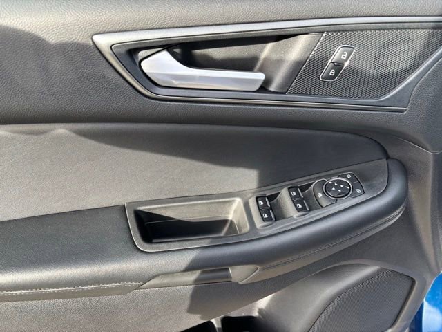 Certified 2021 Ford Edge SE image 10