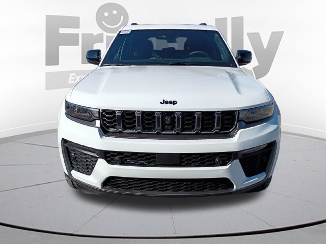 New 2026 Jeep Grand Cherokee Limited AWD/4WD image 2
