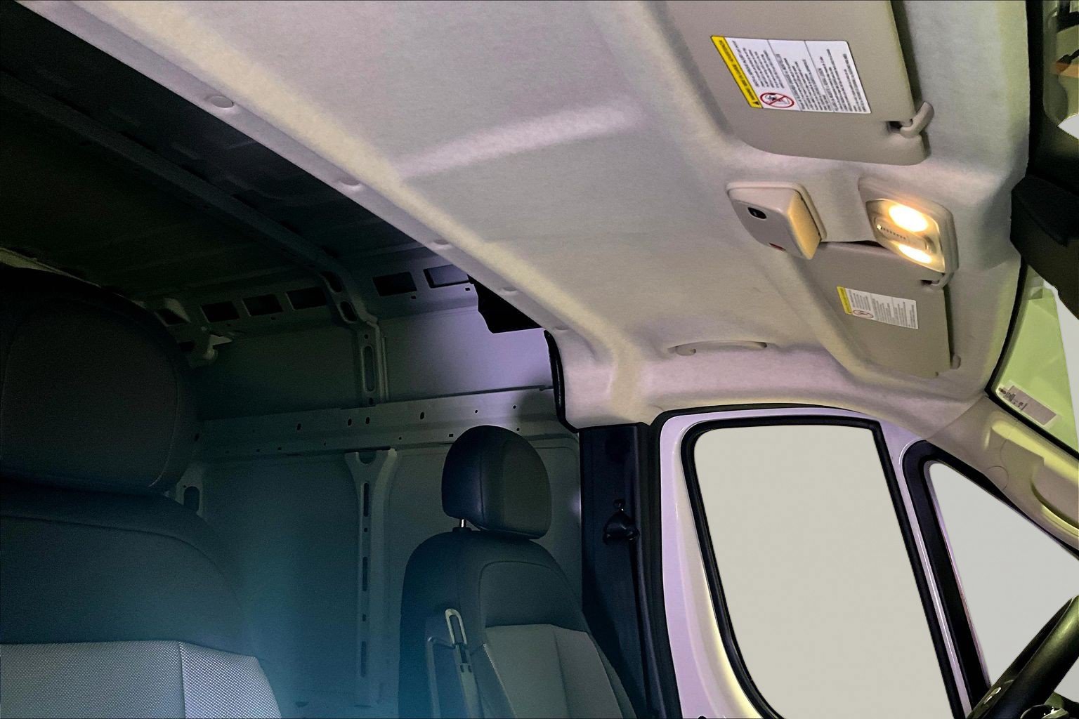Used 2025 RAM ProMaster 3500 w/ Convenience Group FWD image 26