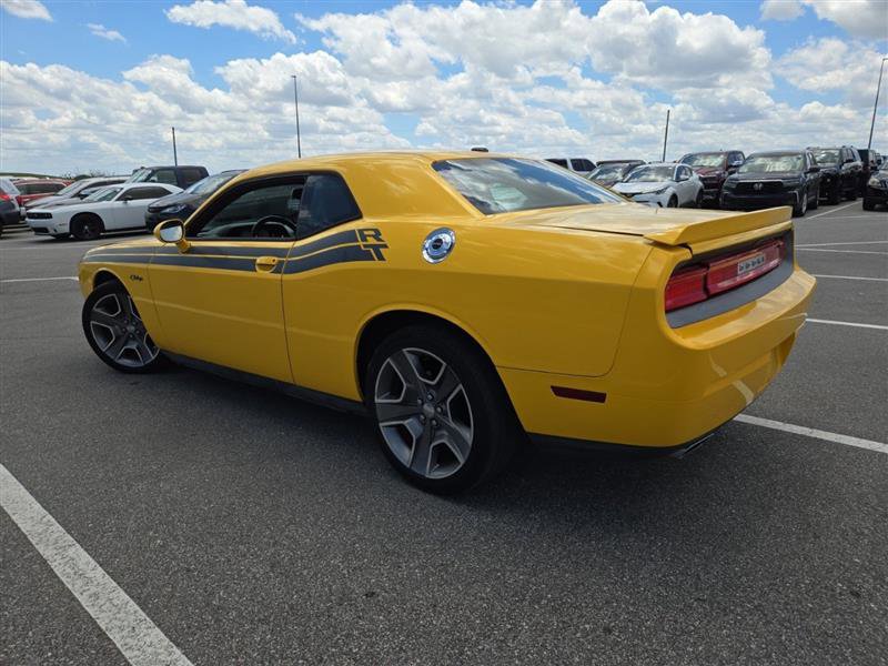 Used 2012 Dodge Challenger R/T RWD image 9