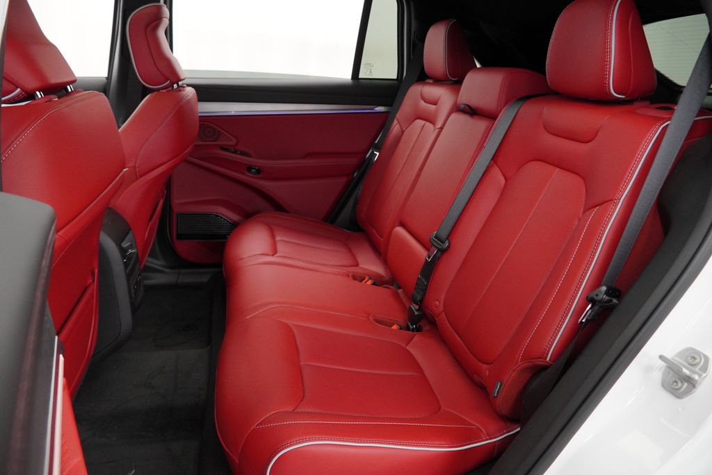 Used 2024 Jeep Wagoneer Launch Edition AWD/4WD image 22