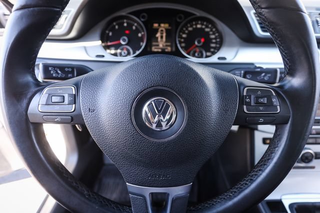 Used 2013 Volkswagen CC Sport FWD image 27