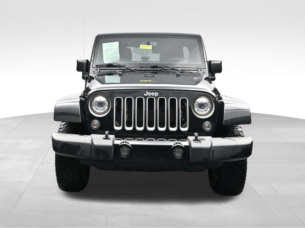 Used 2017 Jeep Wrangler Unlimited Sahara w/ Dual Top Group AWD/4WD image 8