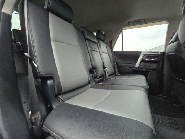 Used 2021 Toyota 4Runner SR5 Premium image 15