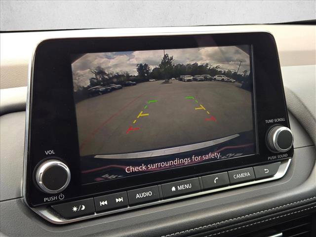 Used 2023 Nissan Rogue SV image 12