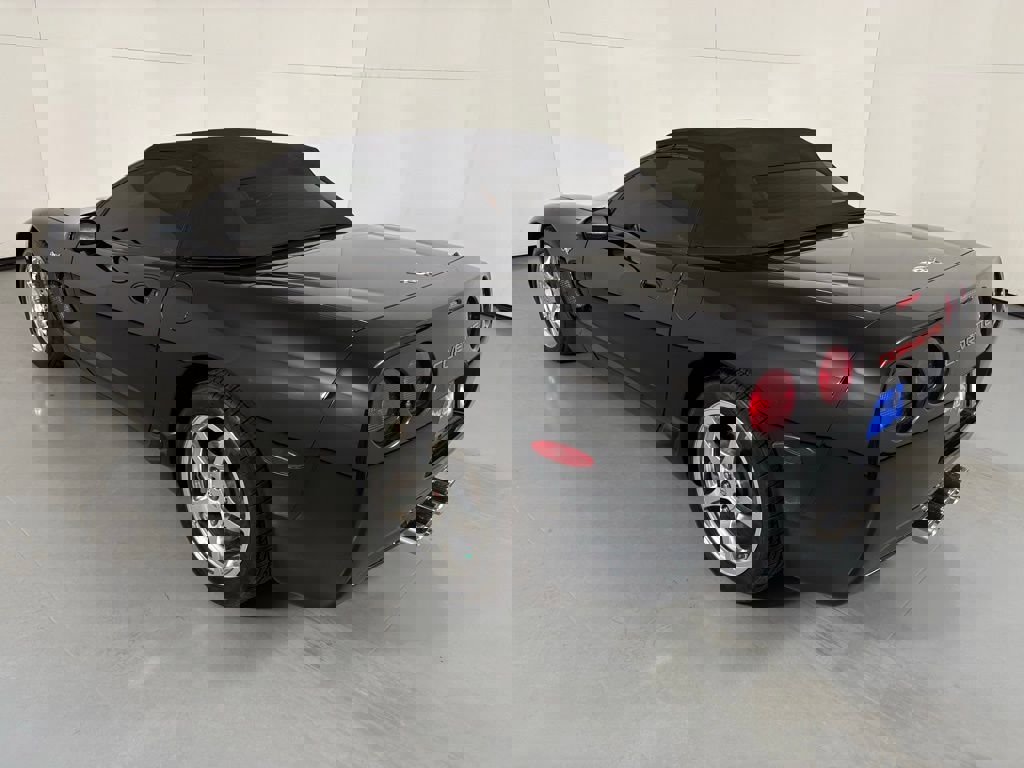 Used 2003 Chevrolet Corvette Convertible w/ Preferred Equipment Group1 image 9