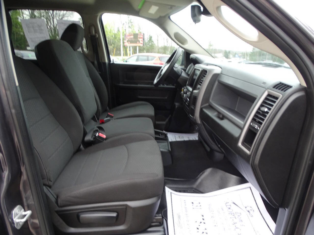 Used 2020 RAM 1500 4x4 Crew Cab w/ Night Edition w/ Wheel & Sound Group image 36