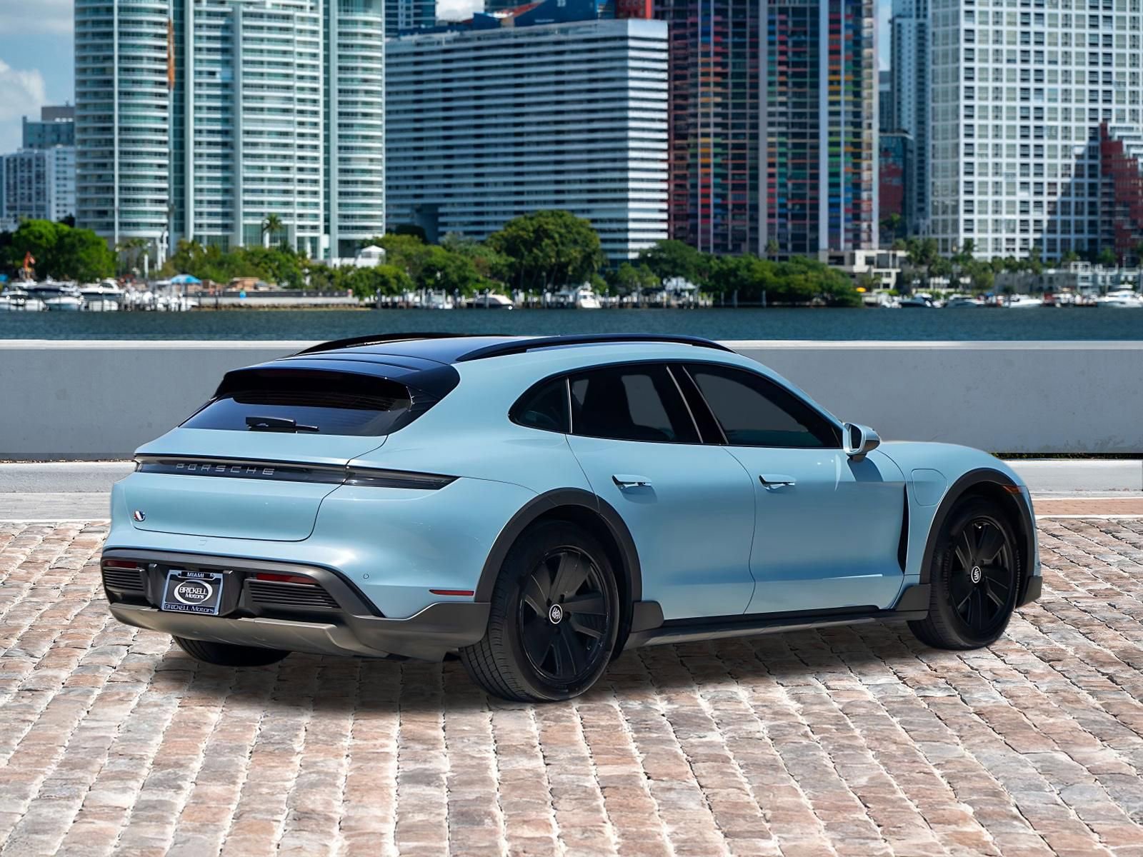 Used 2022 Porsche Taycan 4 Cross Turismo AWD/4WD image 5