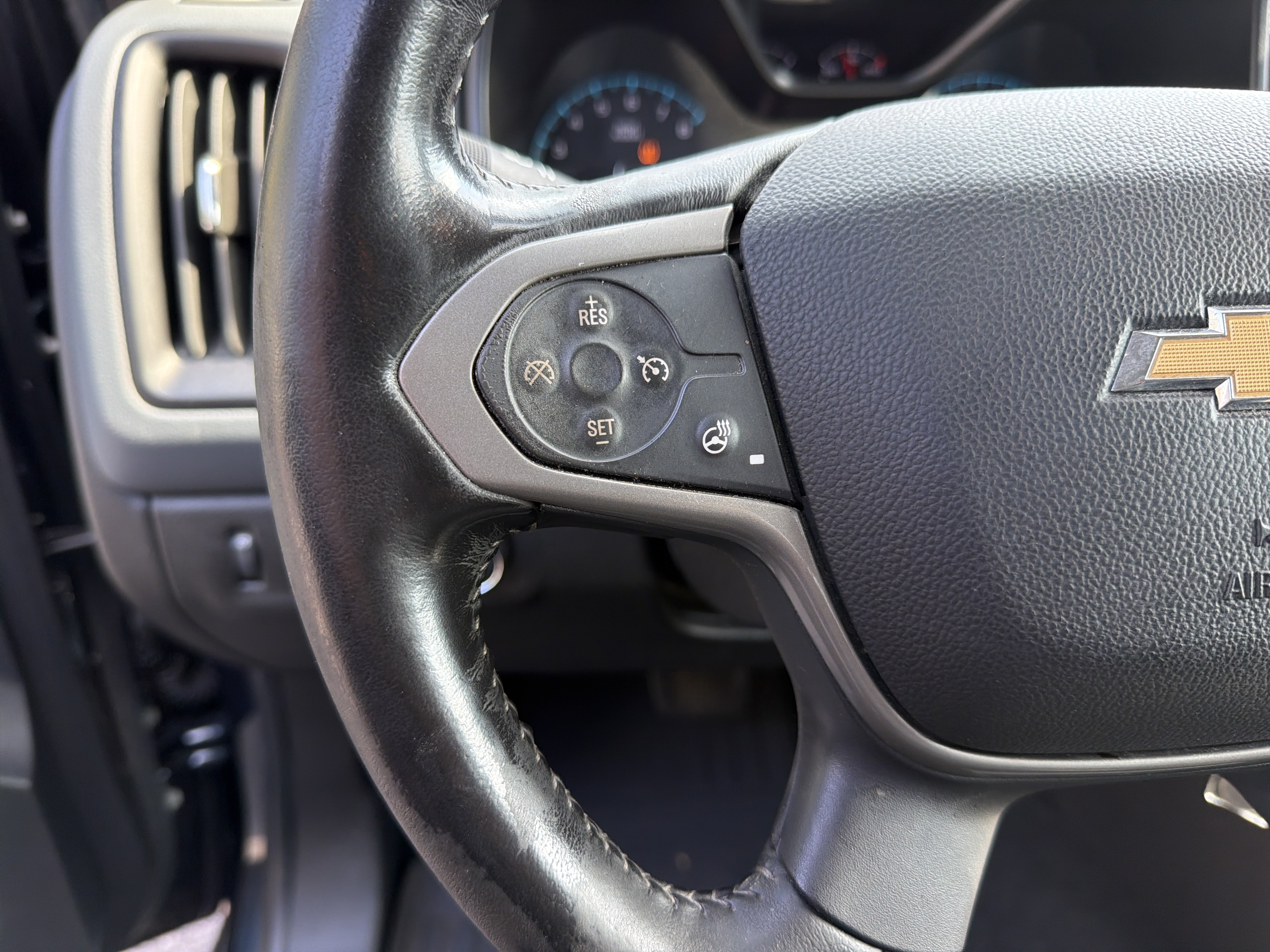 Used 2020 Chevrolet Colorado Z71 AWD/4WD image 19