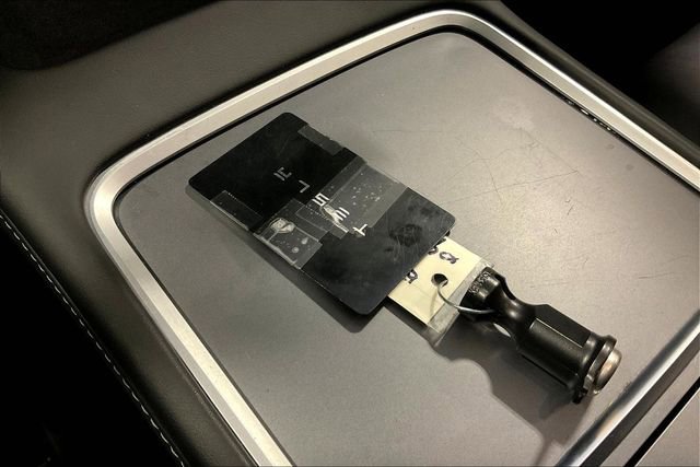 Used 2023 Tesla Model Y Performance image 11