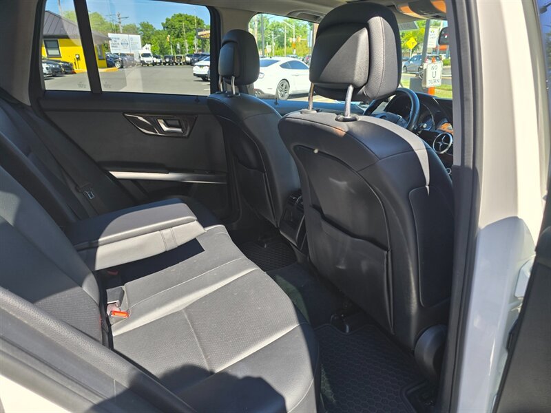 Used 2015 Mercedes-Benz GLK 350 4MATIC image 15
