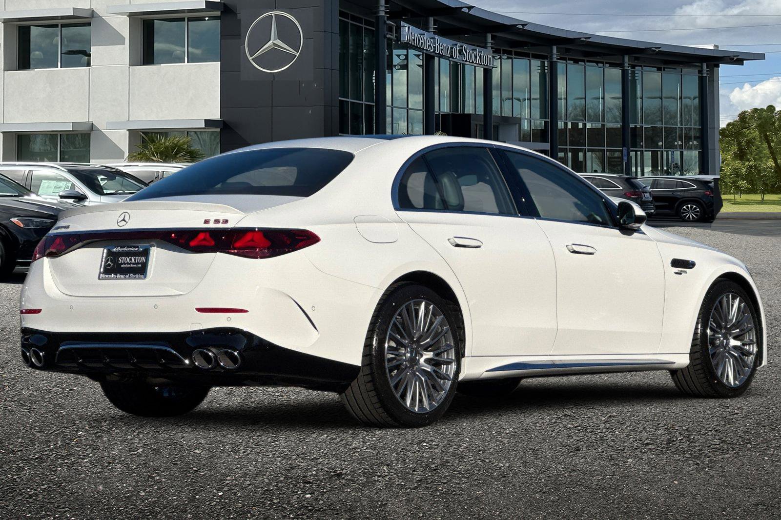 New 2026 Mercedes-Benz E 53 AMG e 4MATIC Sedan image 4