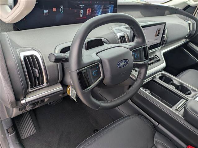 New 2026 Ford Expedition Max Platinum AWD/4WD image 3