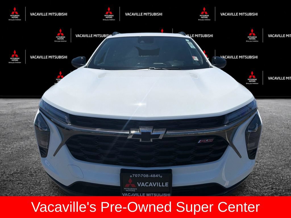 Used 2025 Chevrolet Trax RS w/ Sunroof Package FWD image 8