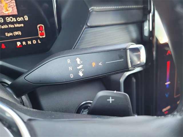 Used 2025 GMC Acadia Elevation image 13