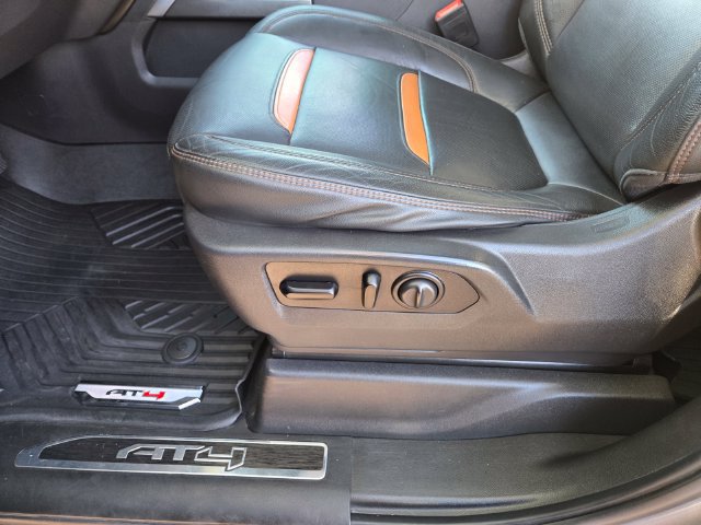Used 2020 GMC Sierra 1500 AT4 w/ AT4 Premium Package AWD/4WD image 13