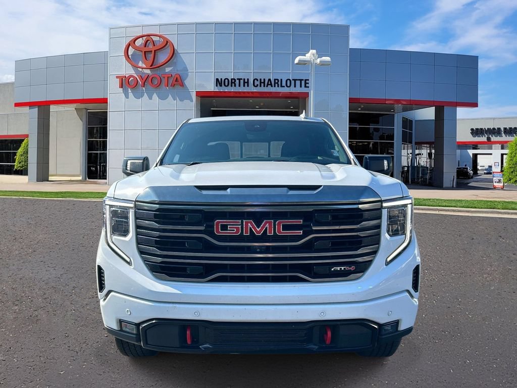 Used 2023 GMC Sierra 1500 AT4 w/ AT4 Premium Package AWD/4WD image 3