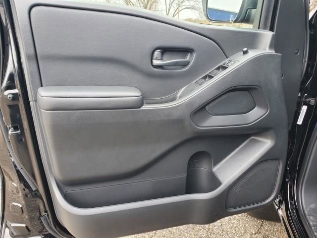 New 2026 Nissan Frontier SV image 18