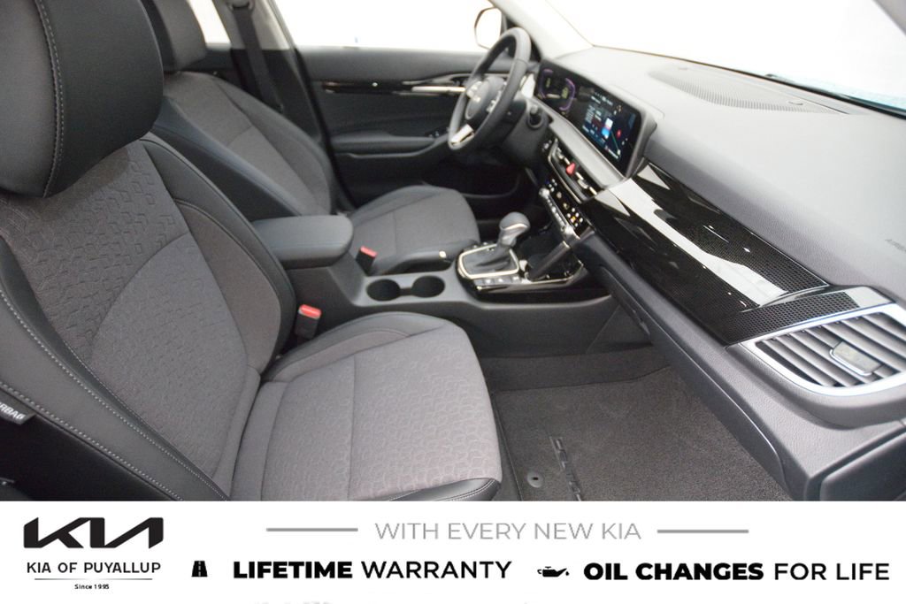 New 2026 Kia Seltos S image 16