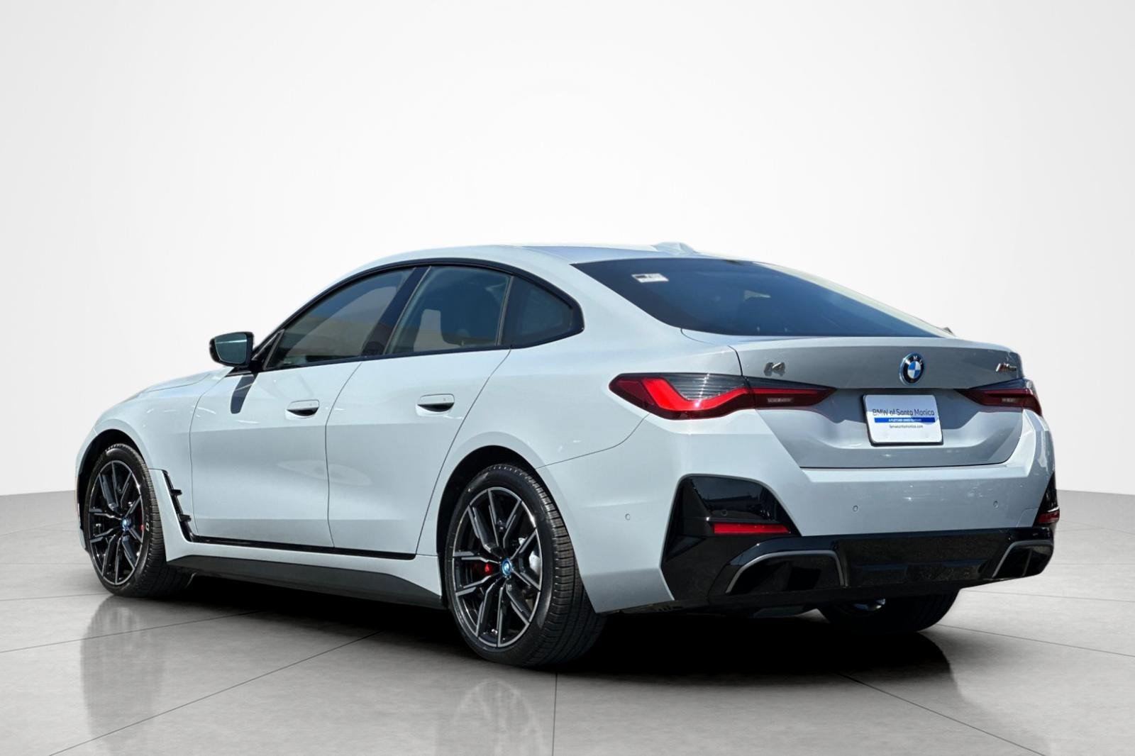Used 2023 BMW i4 M50 AWD/4WD image 3