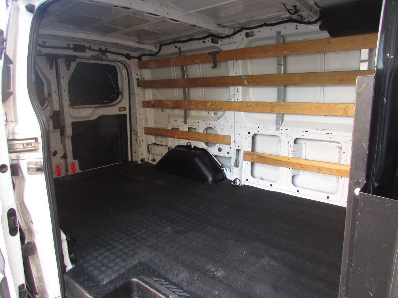 Used 2018 Ford Transit 250 130 Low Roof w/ Exterior Upgrade Package image 15