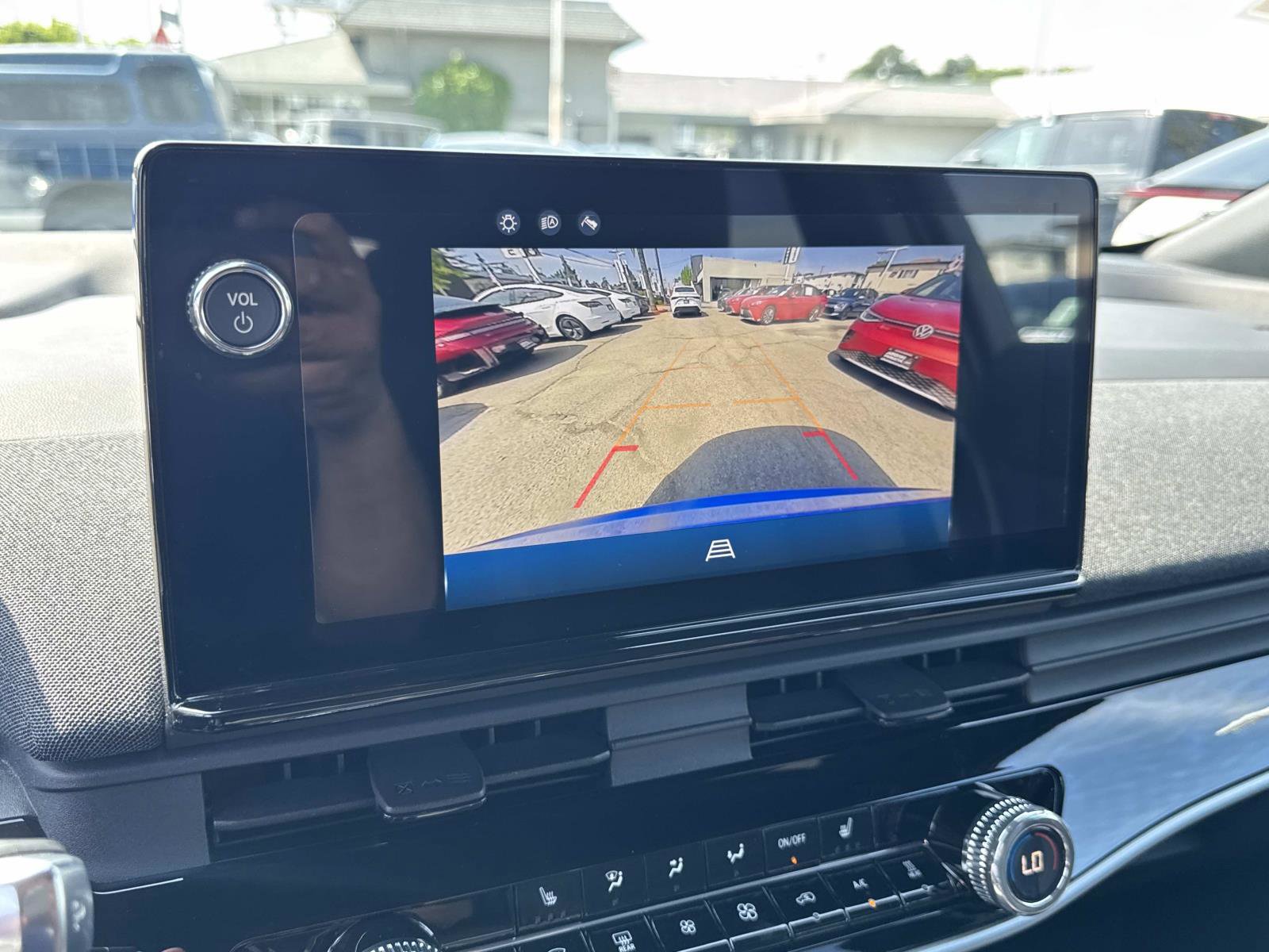 Used 2024 Honda Prologue EX image 25