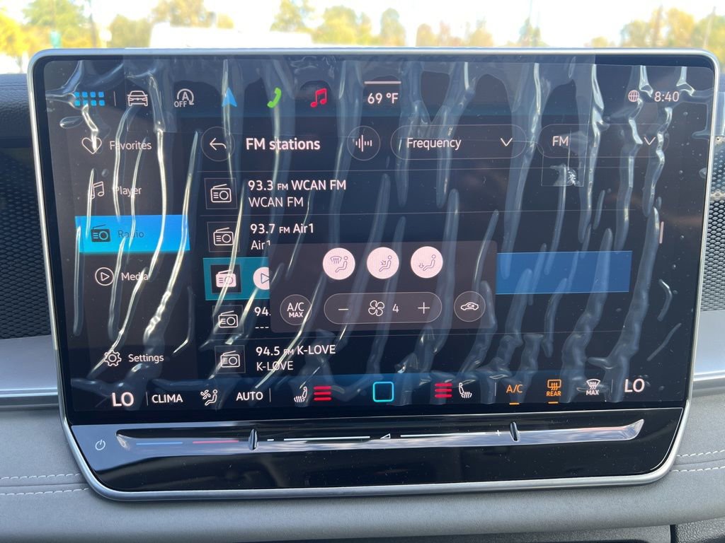 New 2025 Volkswagen Tiguan SE image 26