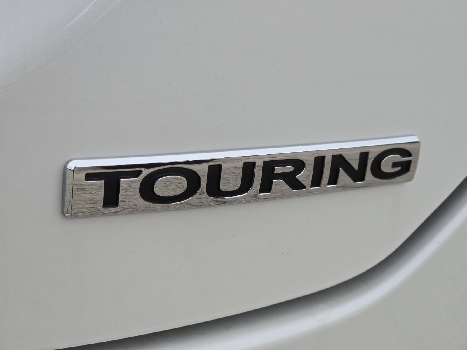 New 2025 Honda Pilot Touring image 13