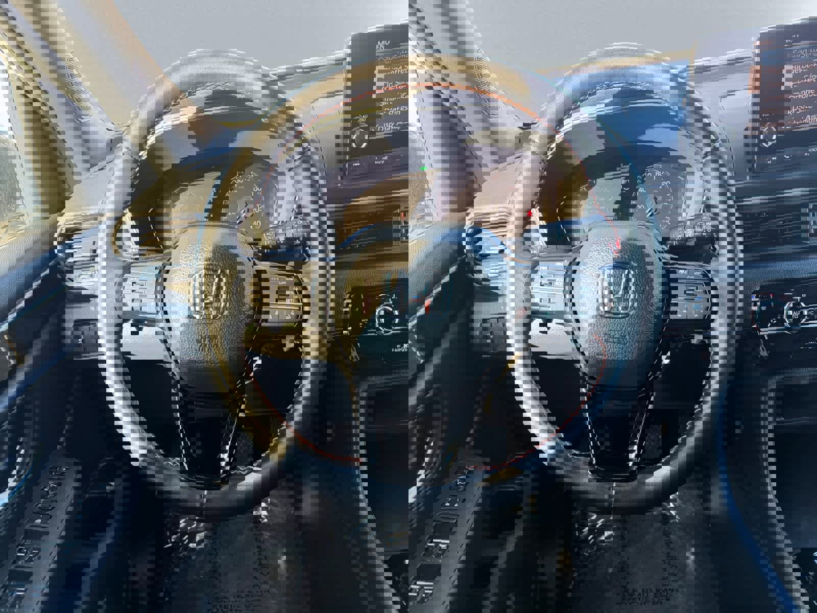 Used 2025 Honda Pilot Sport image 17