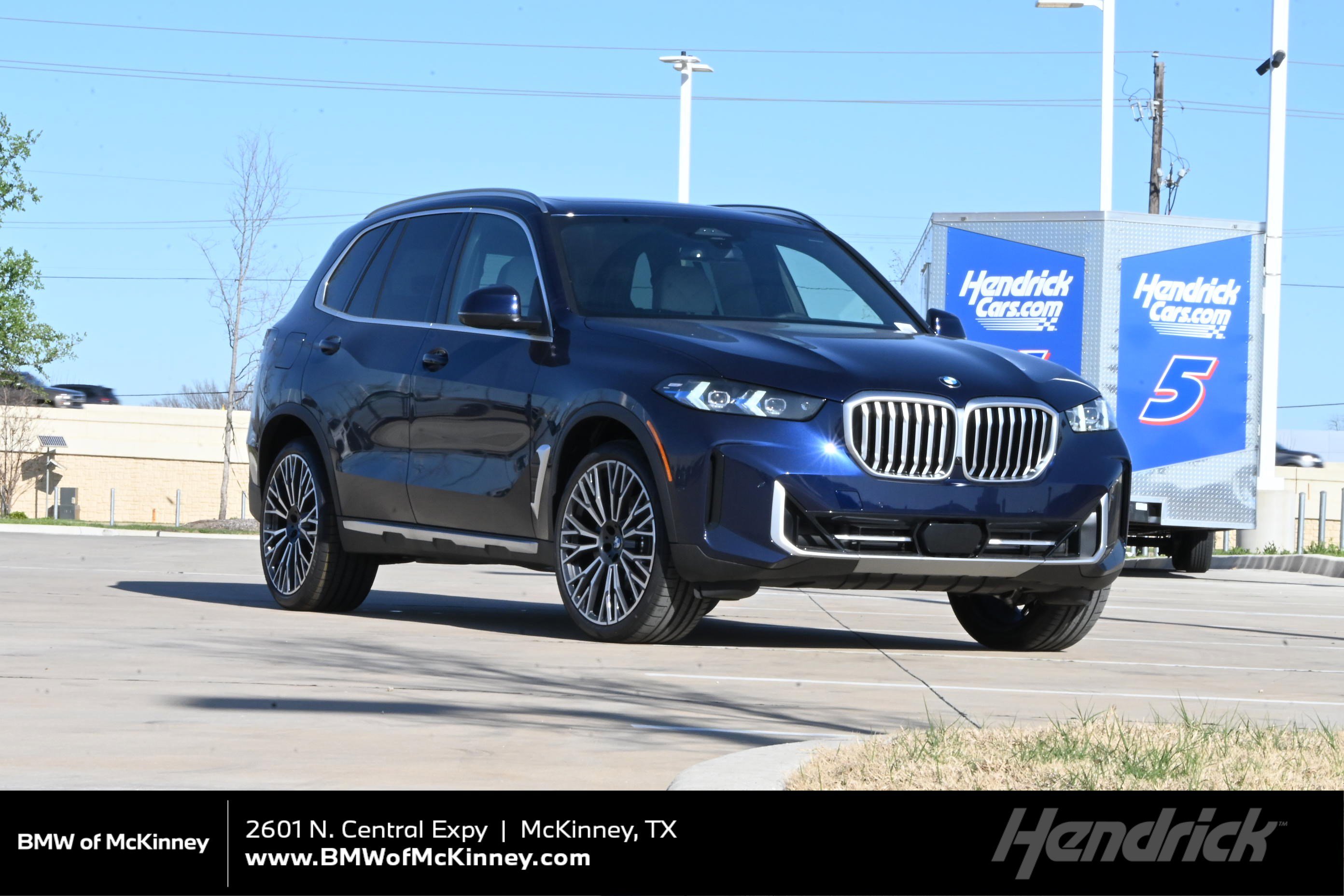 New 2026 BMW X5 xDrive40i AWD/4WD image 1