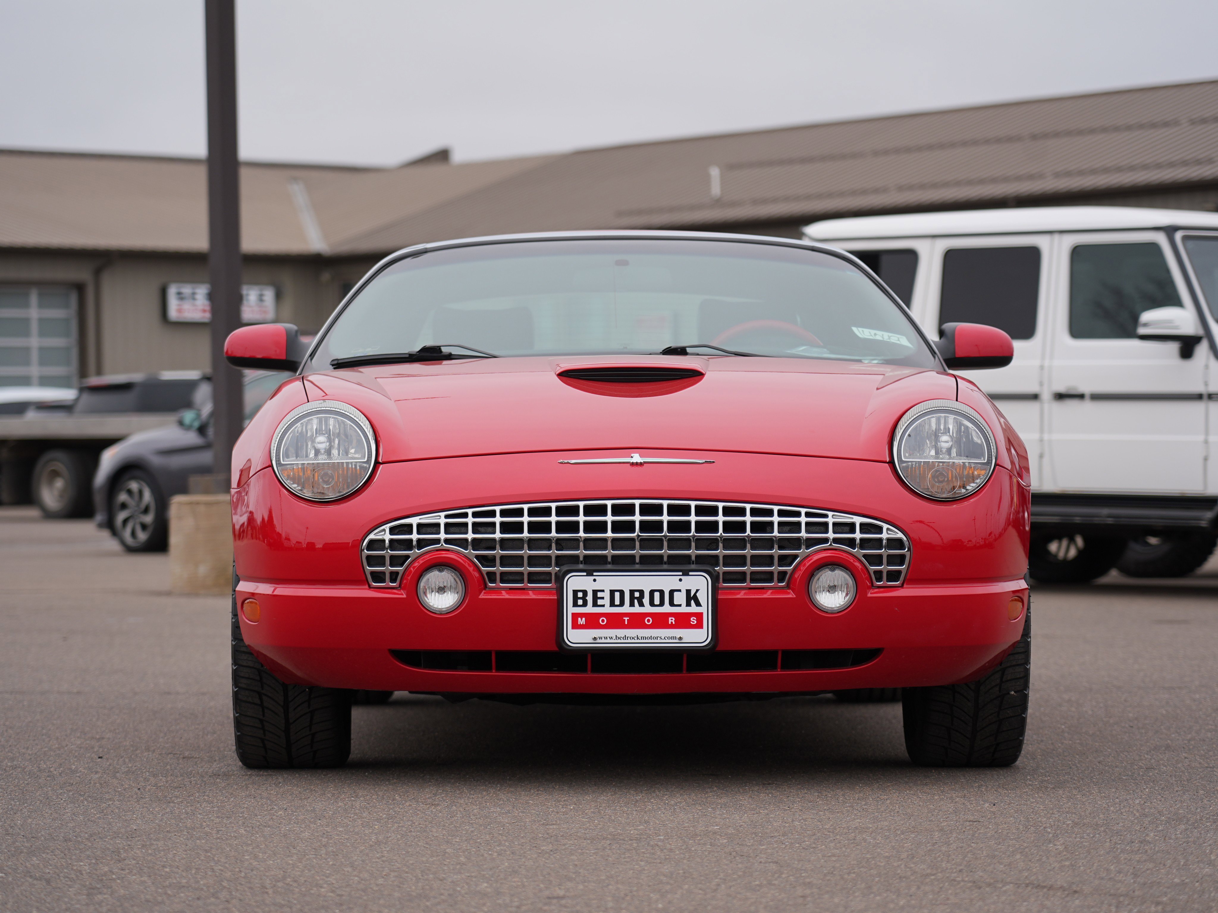 Used 2004 Ford Thunderbird Deluxe image 8