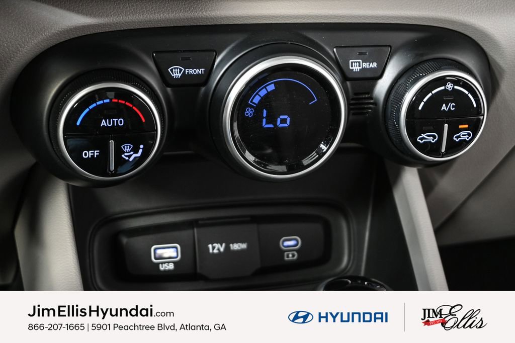 Certified 2023 Hyundai Venue SEL image 17