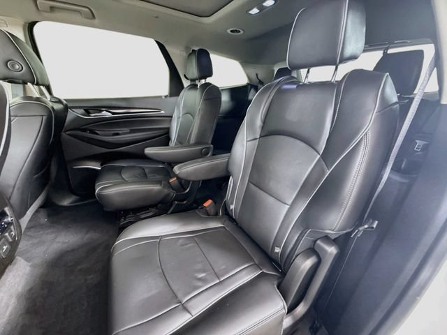 Used 2019 Buick Enclave Avenir w/ Avenir Technology Package AWD/4WD image 25